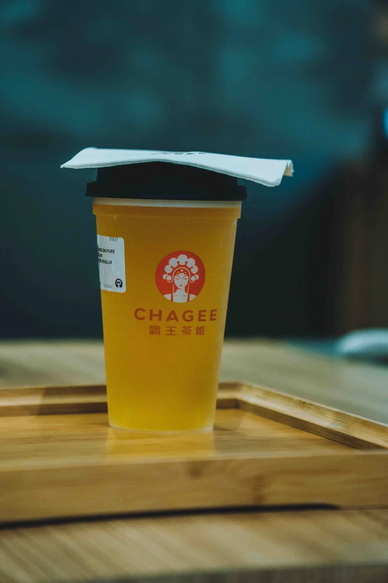 服务区域划分示意，展示不同信息风险服务类型的边界与关联